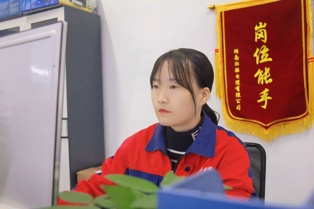 日常的敬业成就专业 奋斗的平凡造就非凡 #安全用电你我辉达娱乐